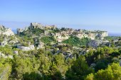 picture of france  - Les Baux de Provence village on the rock formation and its castle - JPG 
