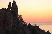pic of france  - heart shaped rock in Piana calanche - JPG 